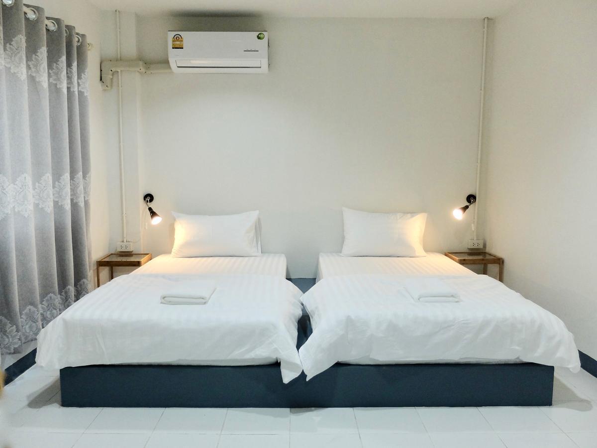 Diamond & Rust Hostel Пак-Крет Экстерьер фото